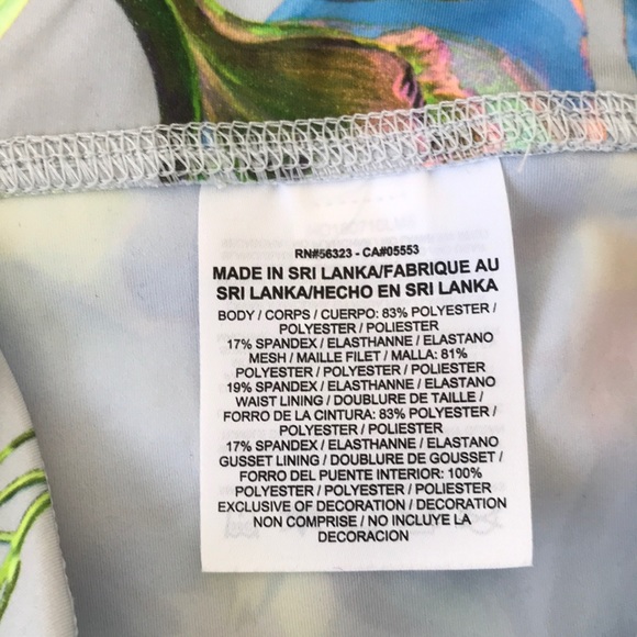 New! Nike Printed multi full length tights - Picture 4 of 8